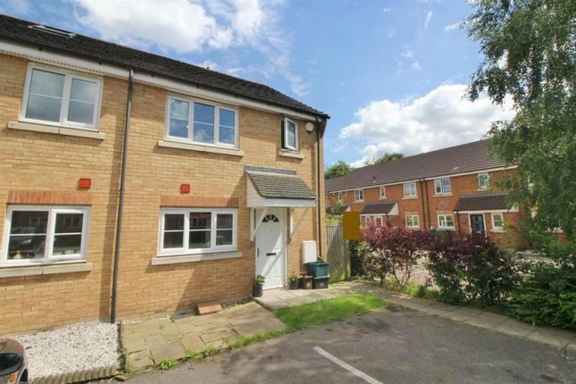 Huron Road, Broxbourne, EN10 3 bed semi