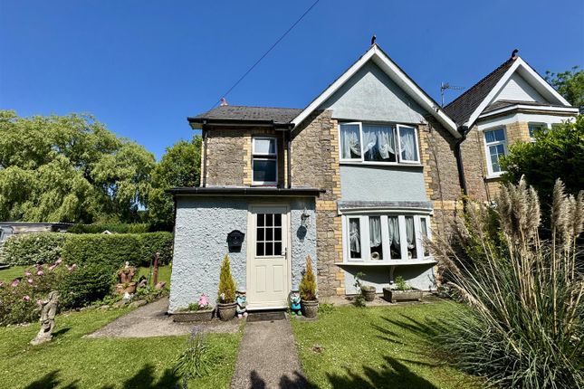 3 bed semi-detached house