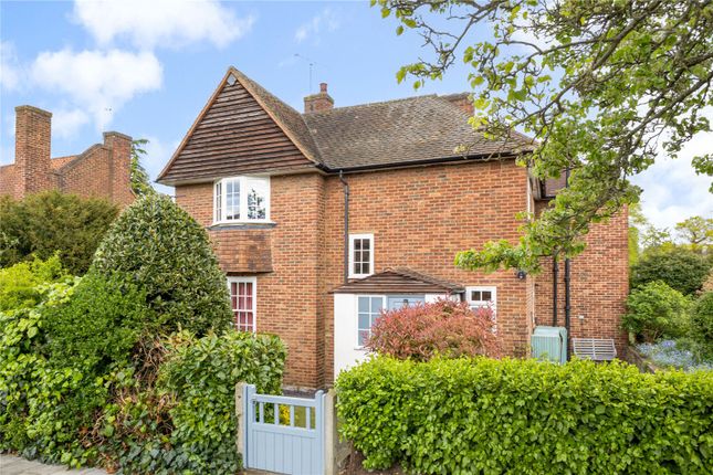 Crestway, Putney, London, SW15 3 bed terraced house for sale