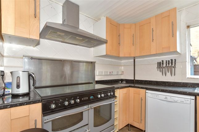 4 bed detached house