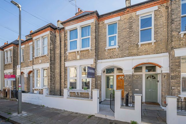 Loubet Street, London, SW17 2 bed apartment for sale