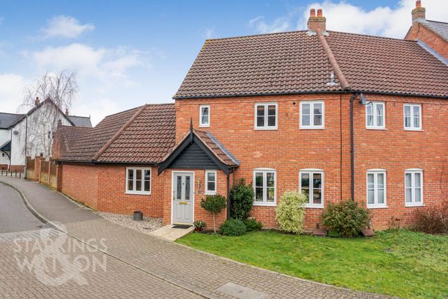 Blackthorn Way, Poringland, Norwich 3 bed semi