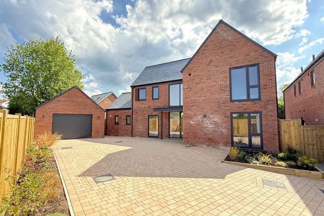 Canal Lane, Hose 3 bed detached house for sale