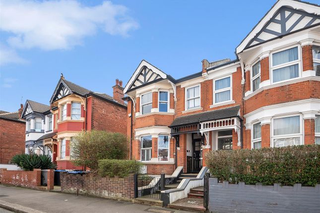 Harlesden Road, London NW10 2 bed flat for sale