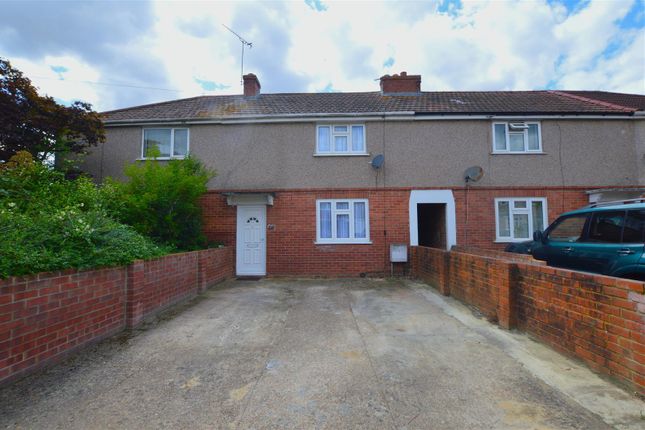Hatton Avenue, Slough 3 bed terraced house for sale
