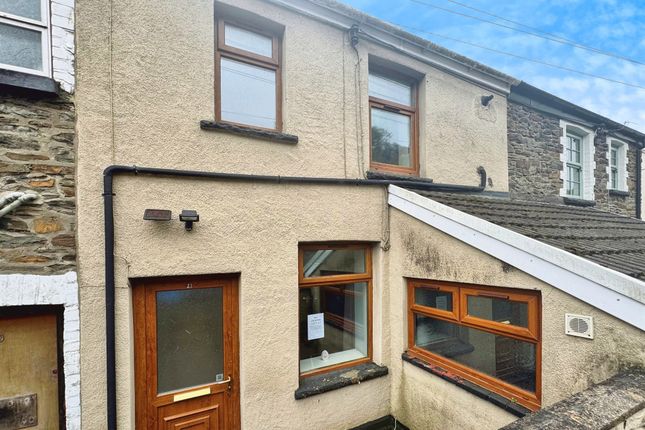 2 bed end terrace house