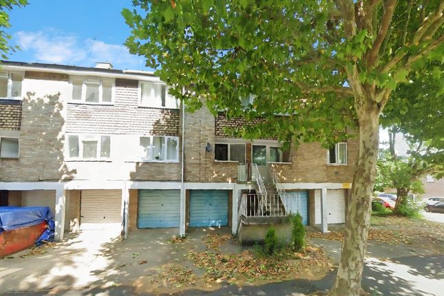 Goldings Crescent, Hatfield, AL10 3 bed detached house for sale