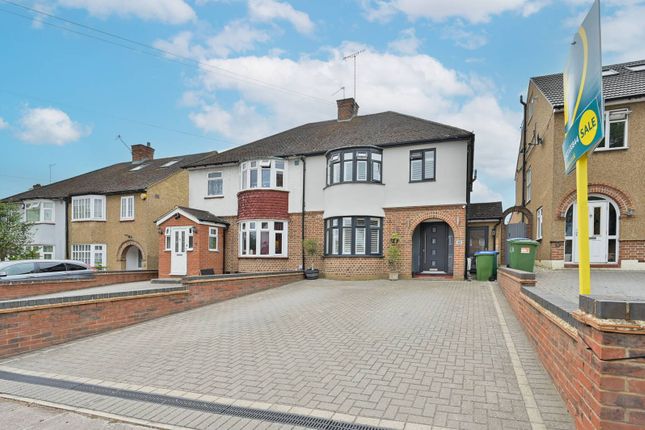 Garston Lane, Watford, WD25 3 bed semi