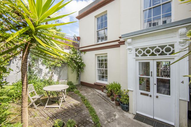 Falmouth 1 bed apartment for sale