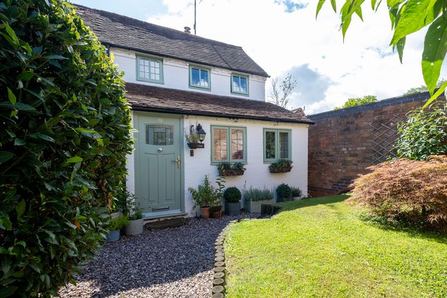 2 bedroom cottage for sale