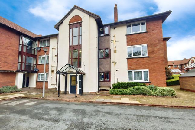 Knights Court, Canterbury Gardens... 2 bed flat for sale