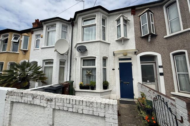 Kennedy Road, Barking, IG11 3 bed terraced house for sale