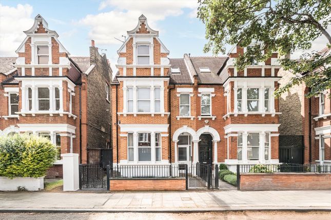 Netheravon Road, London W4 1 bed flat for sale