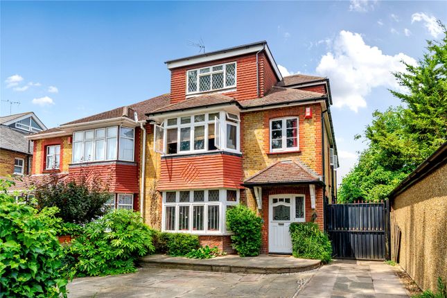 6 bedroom semi-detached house for sale