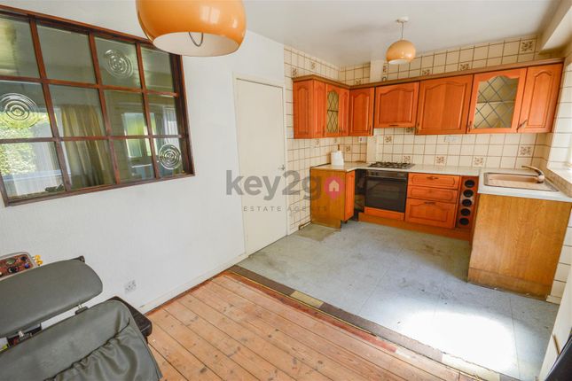 Haxby Place, Sheffield, S13 3 bed semi