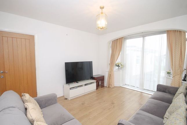 Oldfield Lane South, Greenford 3 bed semi