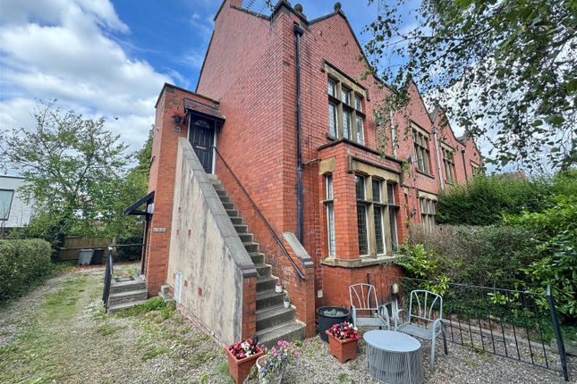 Knutsford Road, Wilmslow 3 bed duplex for sale