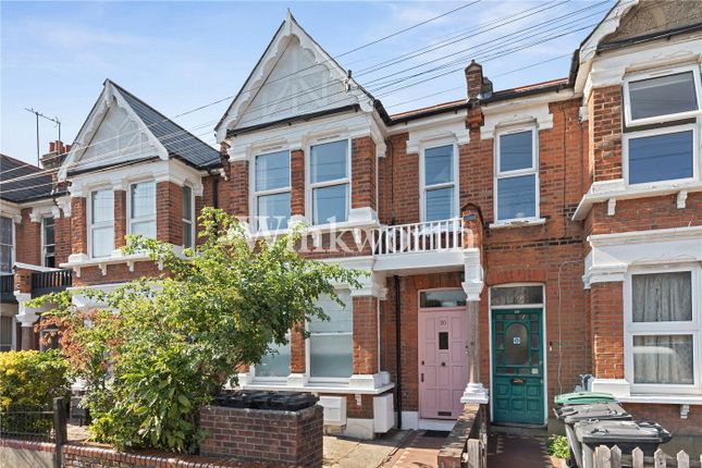 Radley Road, London, N17 2 bed apartment for sale