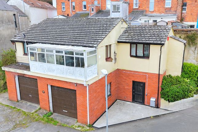 Osborne Road, Ilfracombe, Devon, EX34 3 bed bungalow for sale