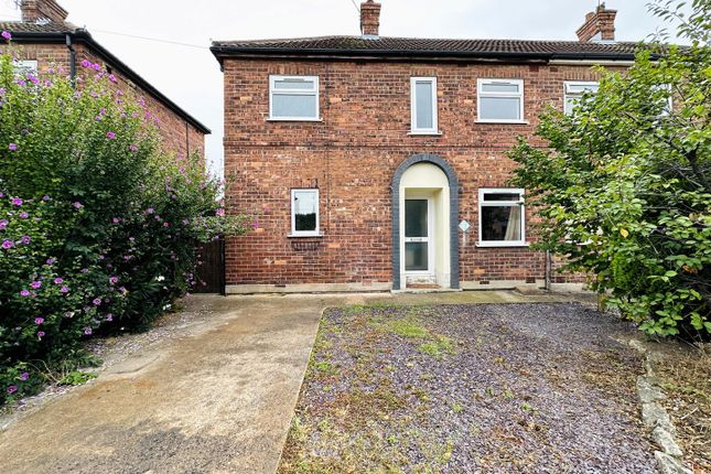 St. Leonards Avenue, Osgodby, Selby 3 bed semi