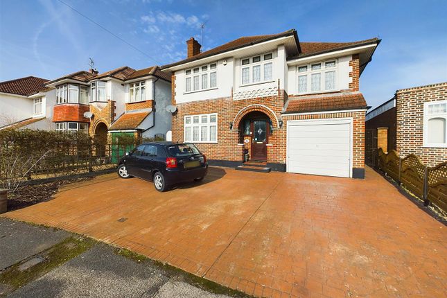 Westholme Gardens, Ruislip HA4 4 bed detached house for sale