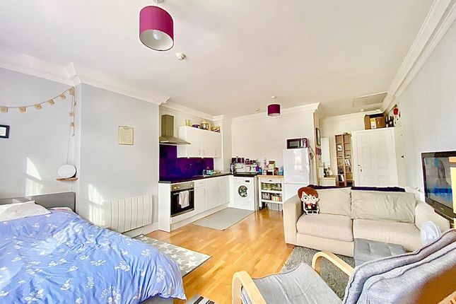1 bed flat