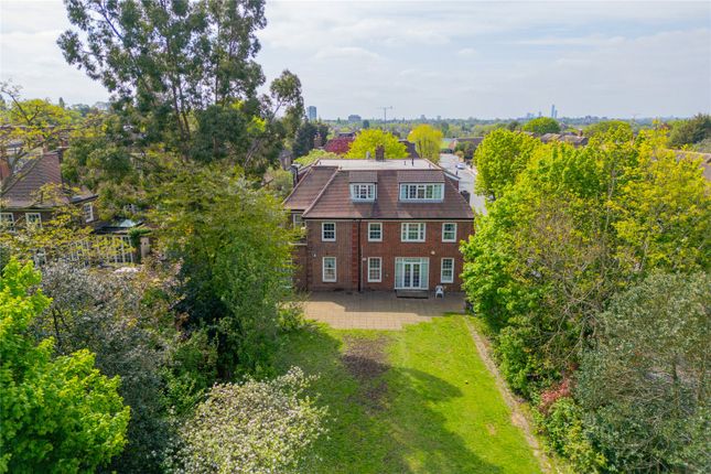 Ranulf Road, London, NW2 11 bed detached house for sale