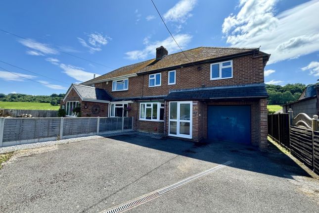 5 bedroom semi-detached house for sale