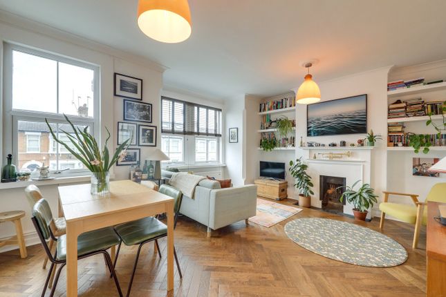 Springbank Road, Hither Green... 2 bed flat for sale