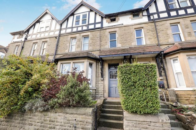 Spring Mount, Harrogate, North Yorkshire 2 bed duplex for sale