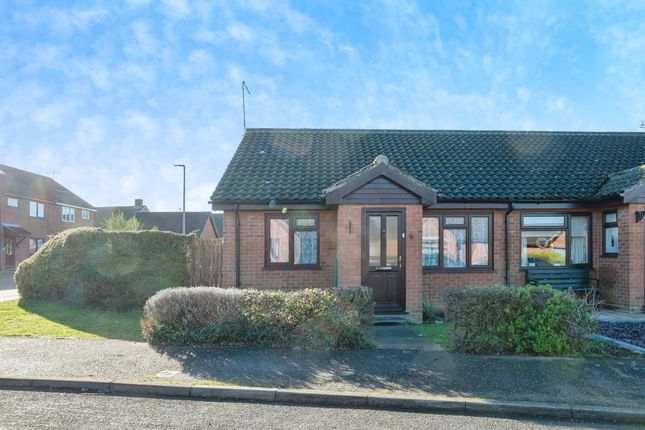 2 bedroom semi-detached bungalow for sale
