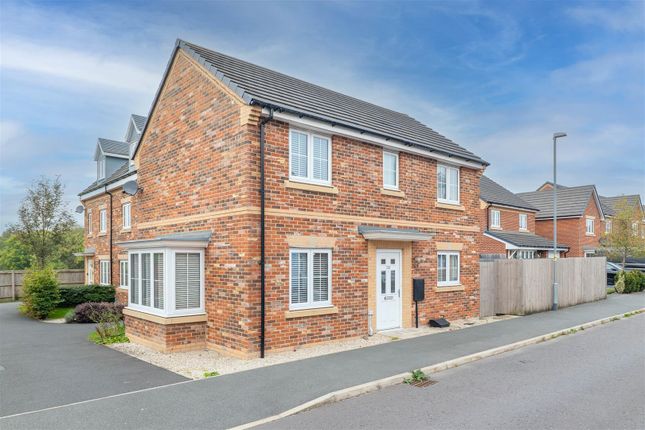 Mill Lane, Coppull, Chorley 3 bed detached house for sale