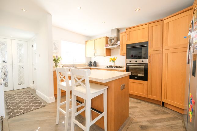 4 bedroom end of terrace house for sale