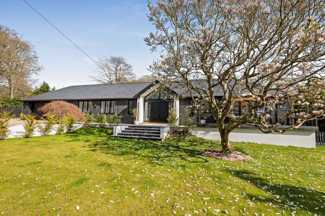 Hook Heath Road, Woking, Surrey 5 bed detached house for sale
