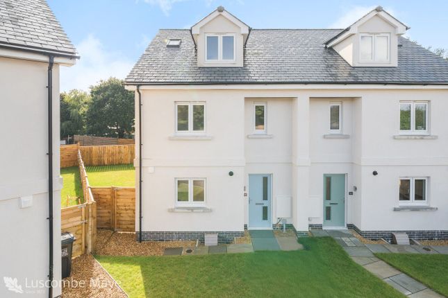 4 bedroom semi-detached house for sale