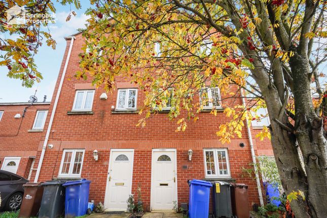 4 bedroom terraced house for sale