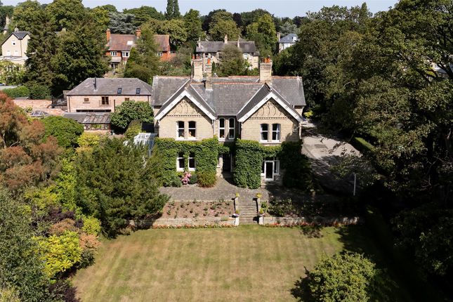 Southfield, Hessle 5 bed detached house for sale