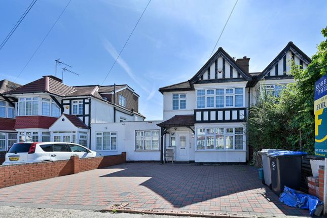 Conway Gardens, Preston Road... 4 bed semi