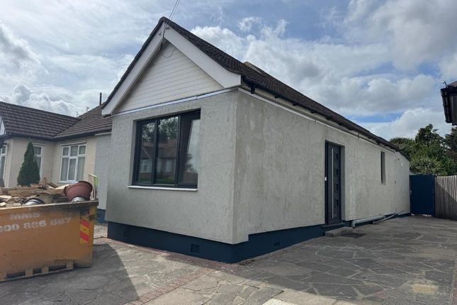 Ilford IG3 2 bed bungalow for sale