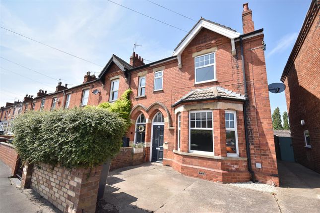 The Drove, Sleaford 3 bed end of terrace house for sale