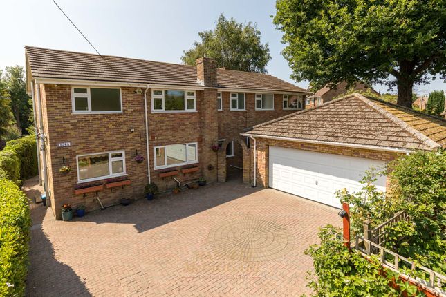 Three Bridges Road, Crawley RH10 6 bed detached house for sale