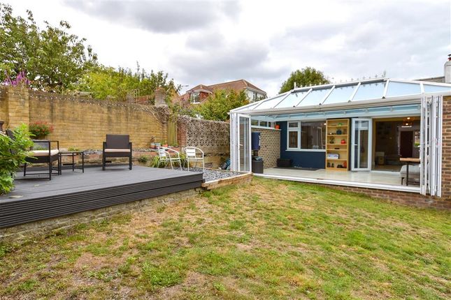 3 bed detached bungalow