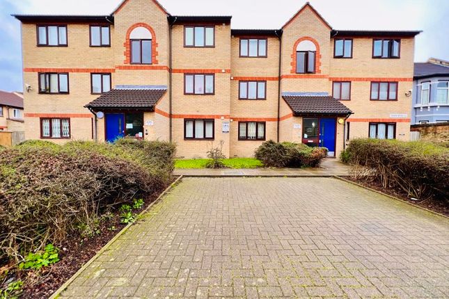Crown Mews, Upton Park, E13 2 bed apartment for sale