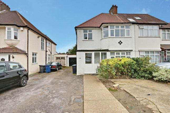 Sandringham Gardens, London N12 3 bed semi