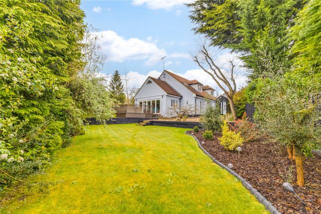 Turpins Chase, Oaklands, Welwyn... 4 bed detached house for sale