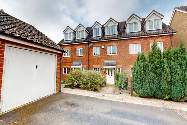 Guernsey Way,  Ashford, TN24 3 bed townhouse for sale