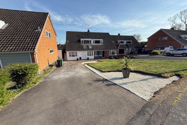 Churchill Road, Halesowen, B63 4NA 3 bed semi