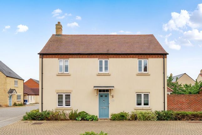 Kingsmere,  Bicester,  Oxfordshire, ... 4 bed detached house for sale