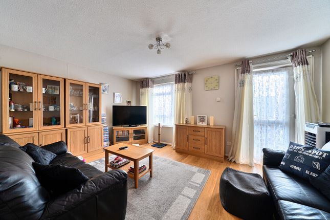 Bedfont Close, Mitcham CR4 3 bed terraced house for sale