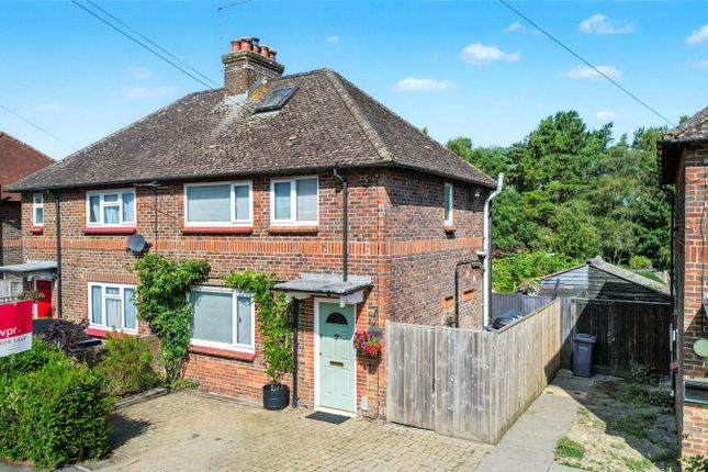 Eight Acres, Hindhead, Surrey, GU26 3 bed semi